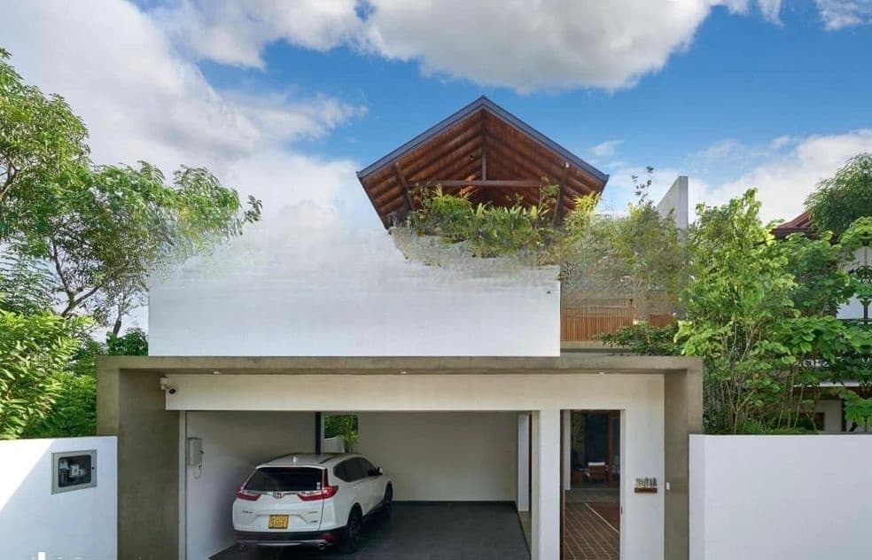 Luxury Smart 3-Storey House for Sale – Gampaha
