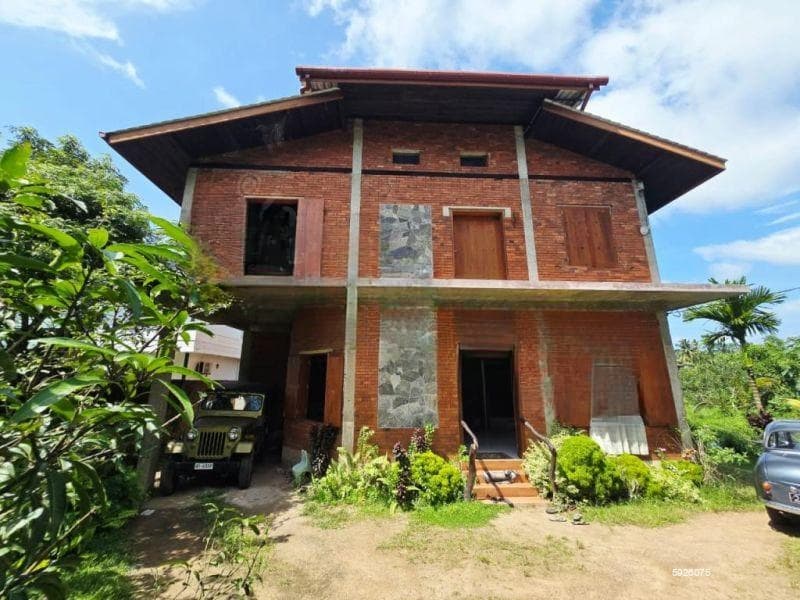 Almost Brand New Luxury Two Story House For Sale In Balika Niwasa Road, Kottawa