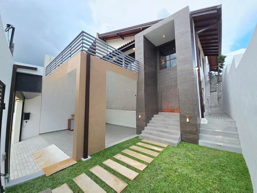 Architecture Designed Luxury 2 Storey House for Sale in Battaramulla