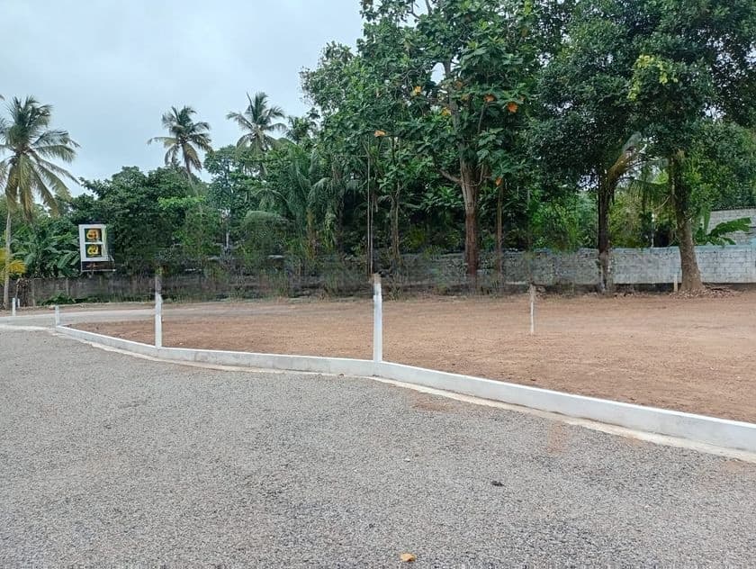 Luxury Land for Sale in Betakeththara Piliyandala