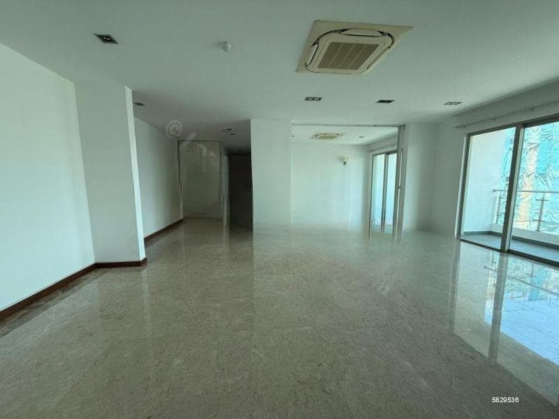 4 Bedroom Apartment for Rent at Iceland – Colombo 2