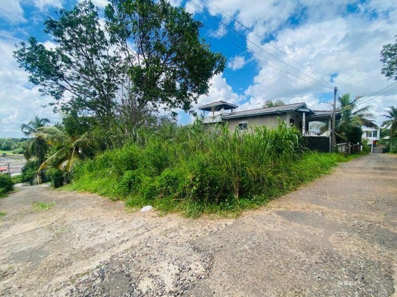 9.5 Perches Land For Sale 600m to Cargills Athurugiriya