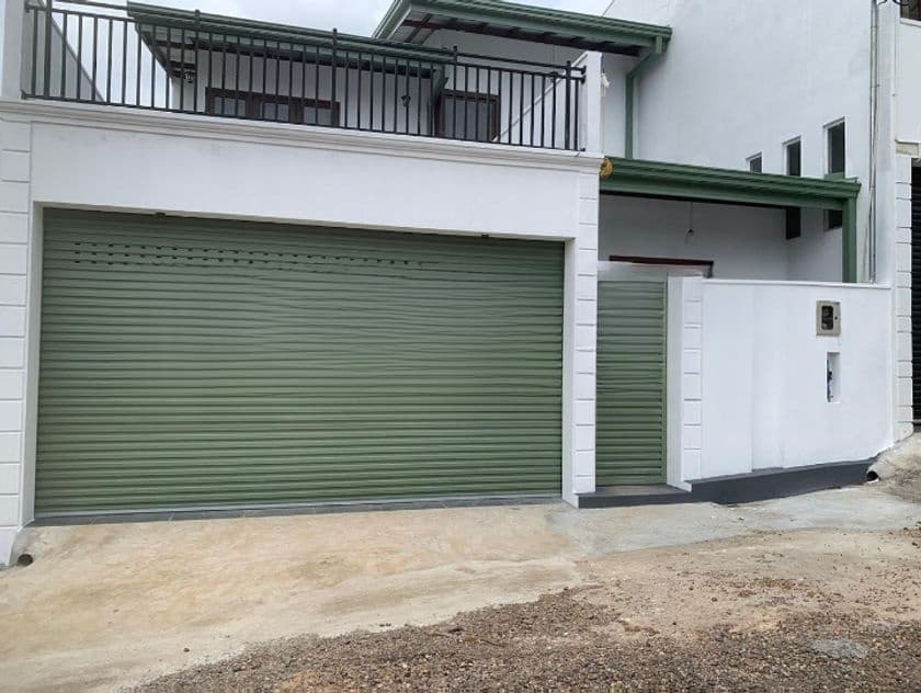 Brand New 2 Storey House For Sale in Athurugiriya