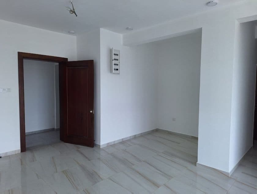 Aston Residency - Unfurnished Apartment for Sale Col 5 A42348