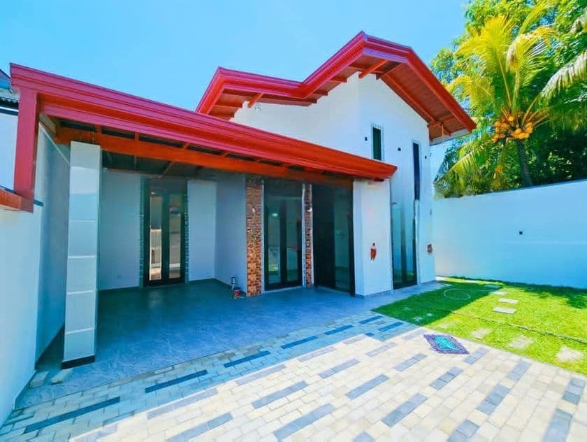 Brand-New Single-Storied House for Sale – Batuwandara, Kesbewa