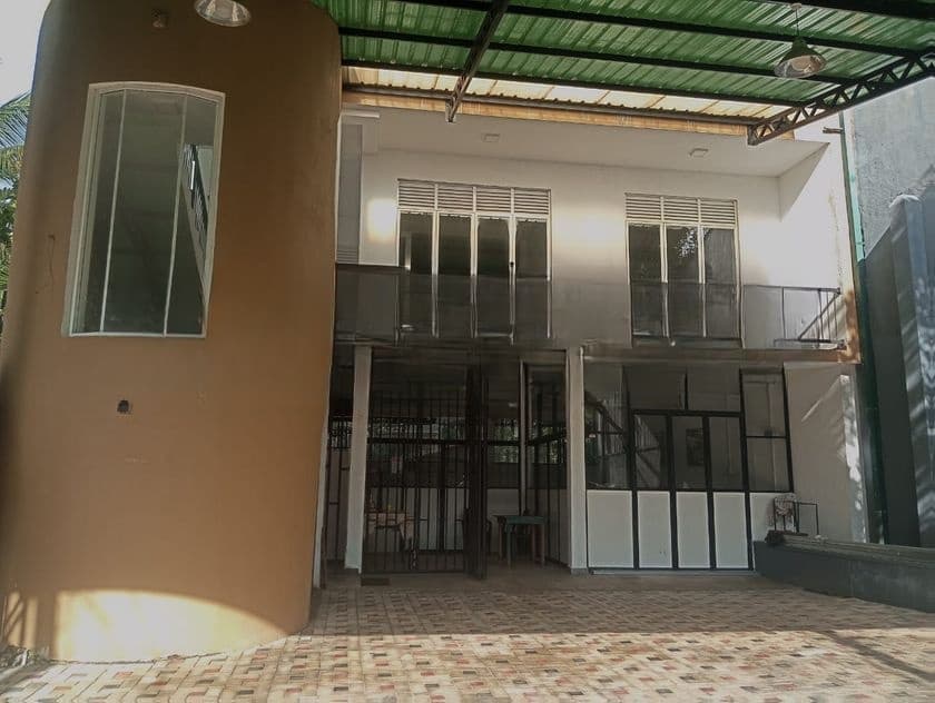 Three Storey Building for Rent in Maharagama