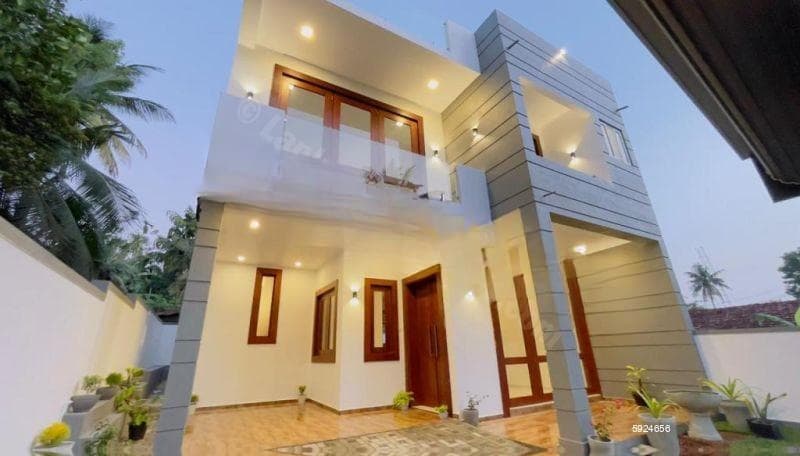 Brand-New Luxury House for Sale in Athurugiriya | 4 Bedrooms | LKR 43 Million