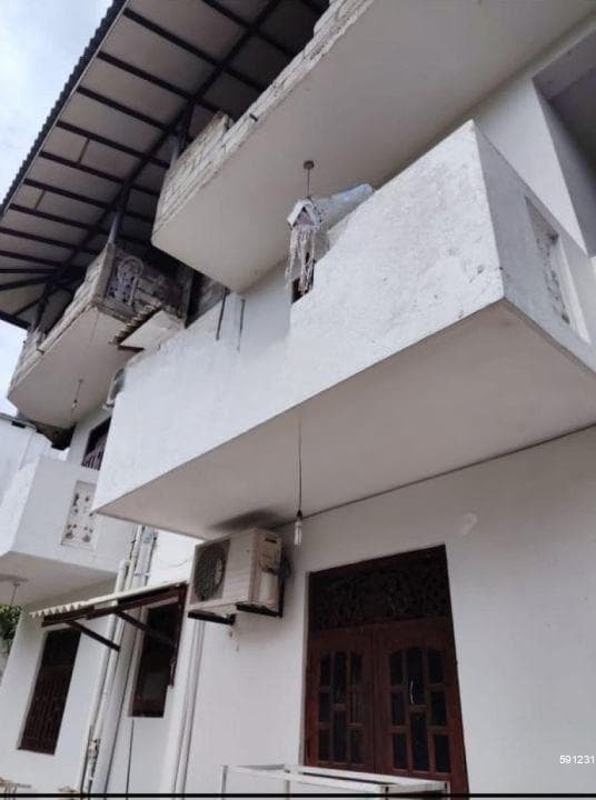 Homagama - Three Storey House for Sale (SSPH-389)