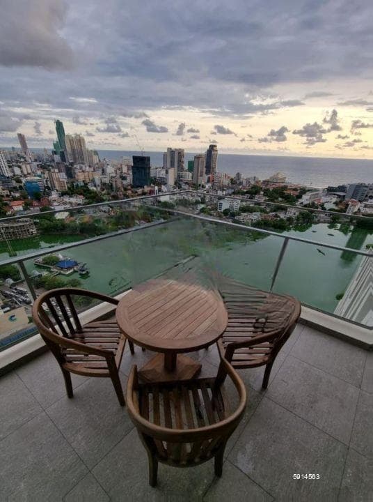 Altair 03 Bedroom Higher Floor Apartment for sale in Colombo 2
