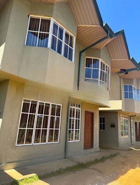 Cool Cottage Nuwara Eliya | Holiday Bungalow