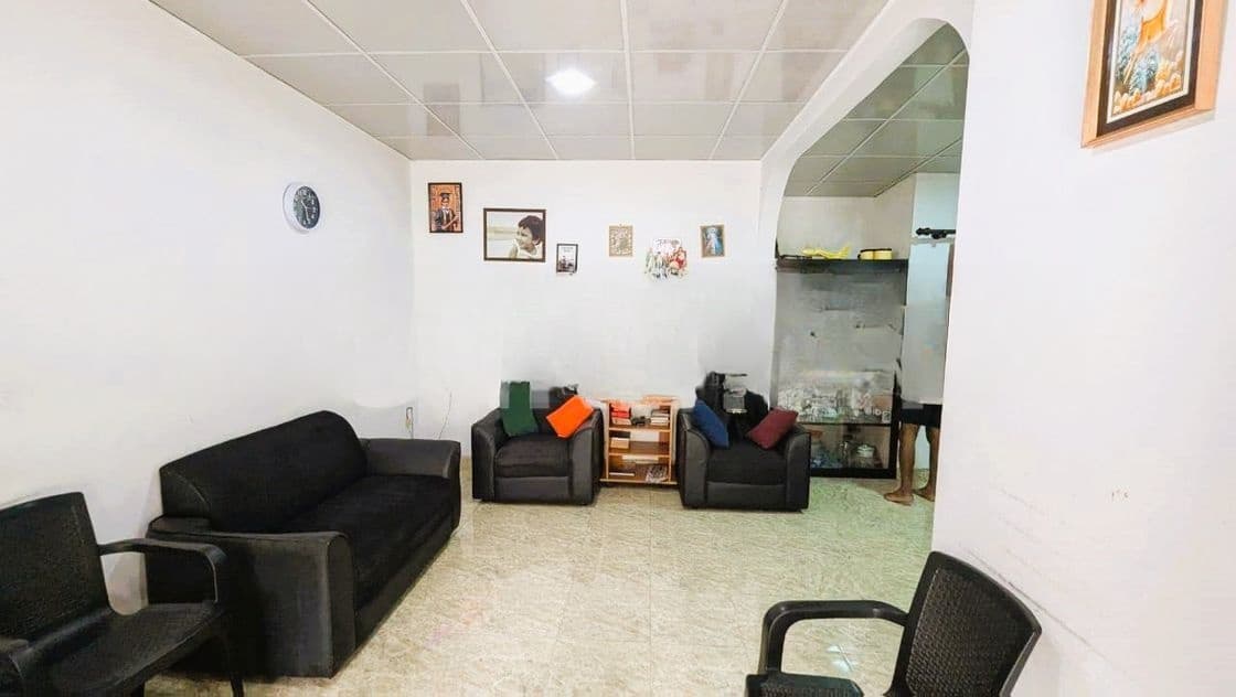නිට්ටඹුවෙන් අංගසම්පූර්ණ නිවසක්