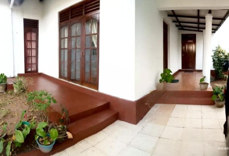 12 Perch 4BR House for Sale in Malabe | LKR 29 Million (HS4718)