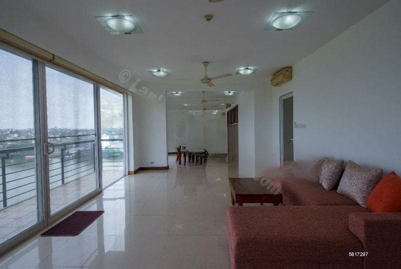 Penthouse for Sale in Rajagiriya Fairway Waterfront