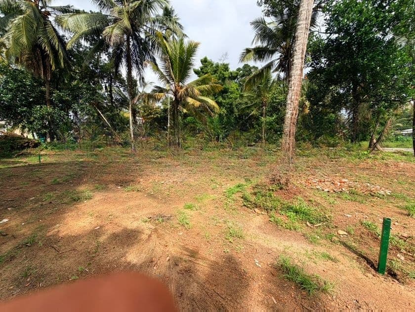 Land for Sale in Athurugiriya