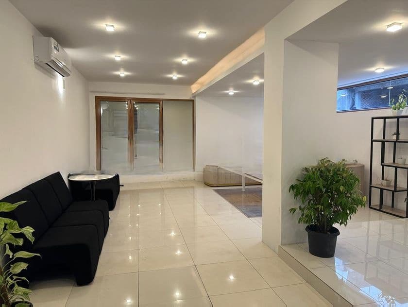 Super Luxury 2 Storied Mordern House in Nugegoda