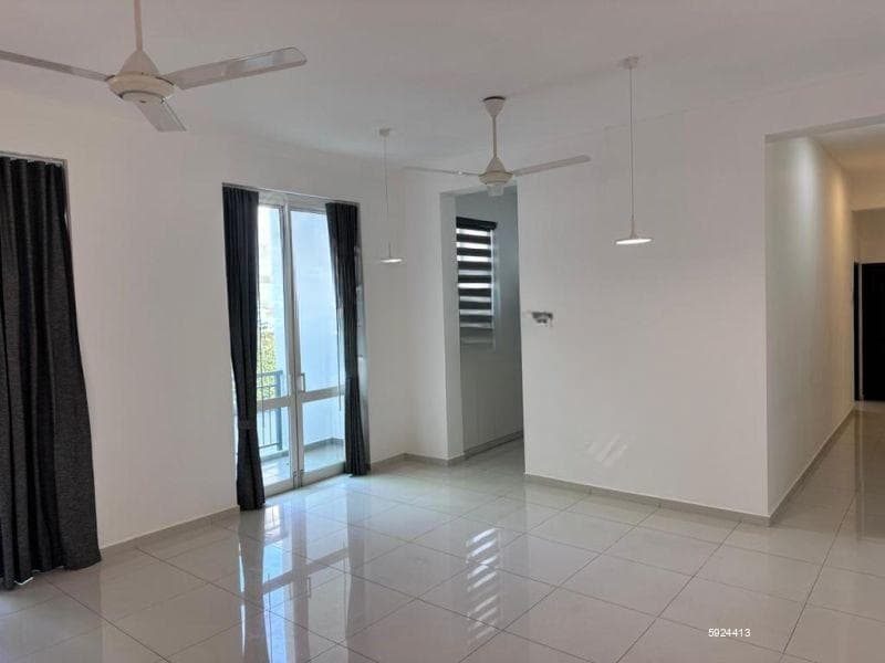 ■ Sieble Avenue ■ 03BR Apartment For Sale ■ (NK11444)