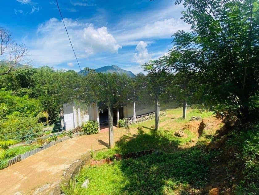 Commercial House for Sale – Gampola Area