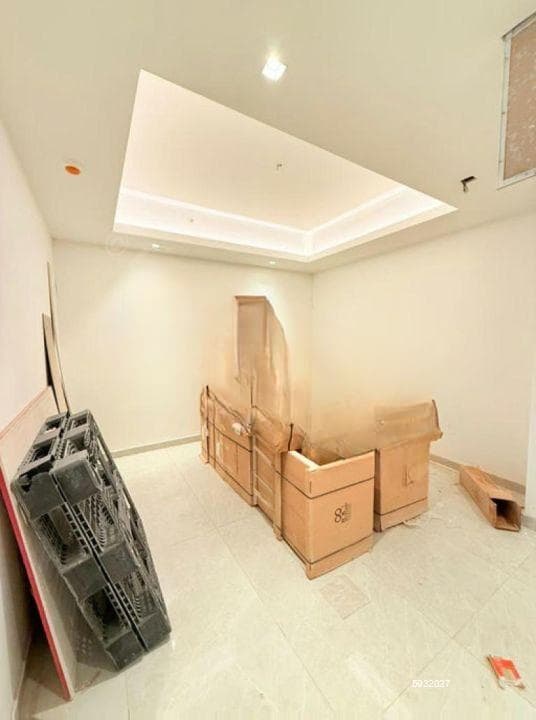 606 The Address - 03 Bedroom Unfurnished Apartment for Sale in Colombo 03 (A1542)