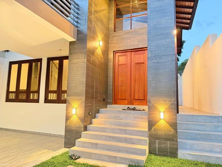 Luxury Brand New Two-Storey House for Sale – Battaramulla