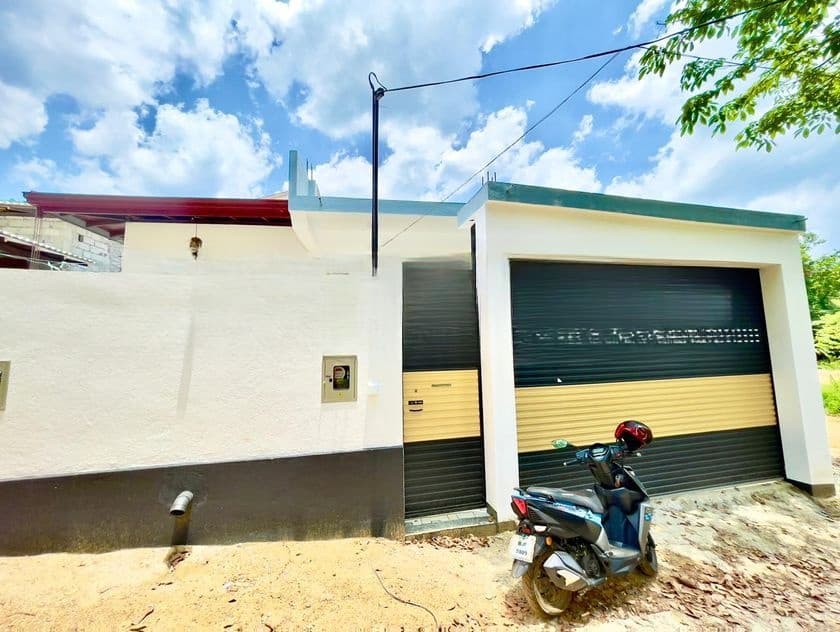 Brand New Ground Floor Complicated House For Sale In Gonapola Kumbuka