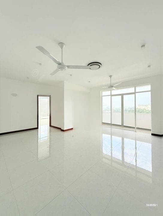 Regal Court - 03 Bedroom Unfurnished Apartment for Sale in Colombo 05 (A5394)-SOLD