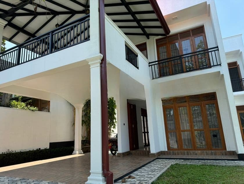Architectural Designed House for Sale Piliyandala