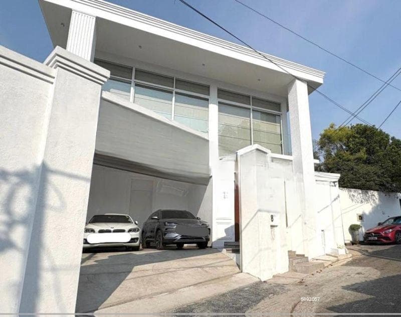 Brand-New Luxury Modern House for Sale - Nawala, Colombo