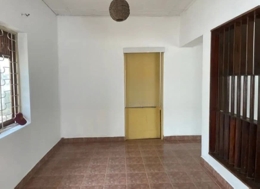 තට්ටු දෙකේ ගෙදර Semi Tile 5 Rooms Kote Srikotha