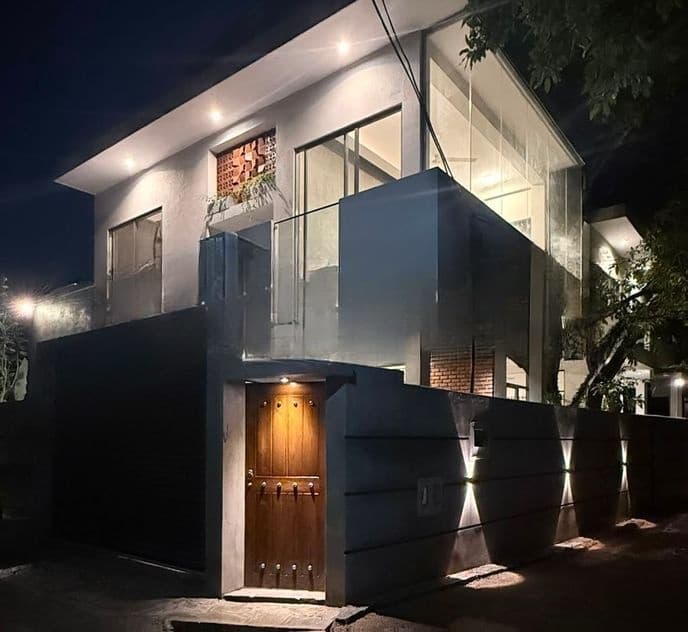 Beautiful Luxury House For Sale In Nawala