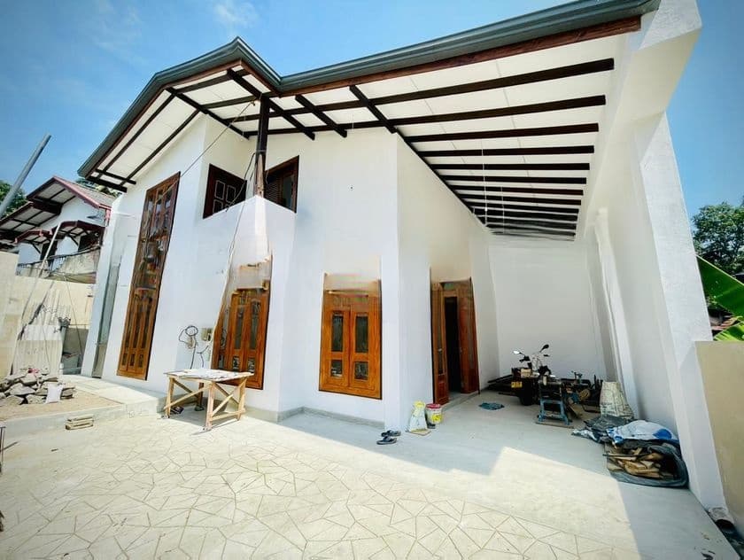 House for Sale in Kadawatha – Prime Location