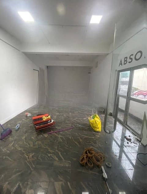 1st Floor and 2nd for Rent, colombo 03 Galle Road Facing