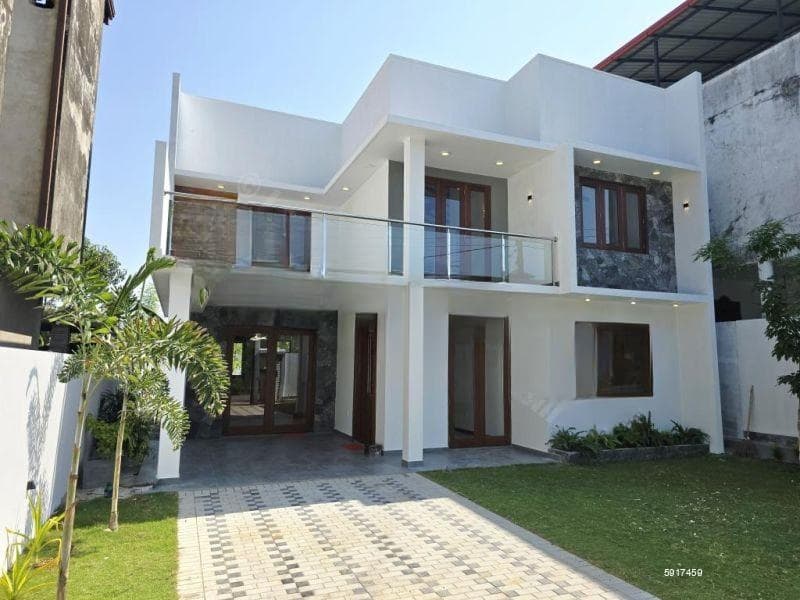 Newly Build Luxury 2 Story House For Sale In Athurugiriya