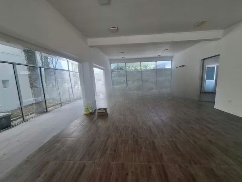 Commercial Property for Rent in Colombo 07 (A6102)