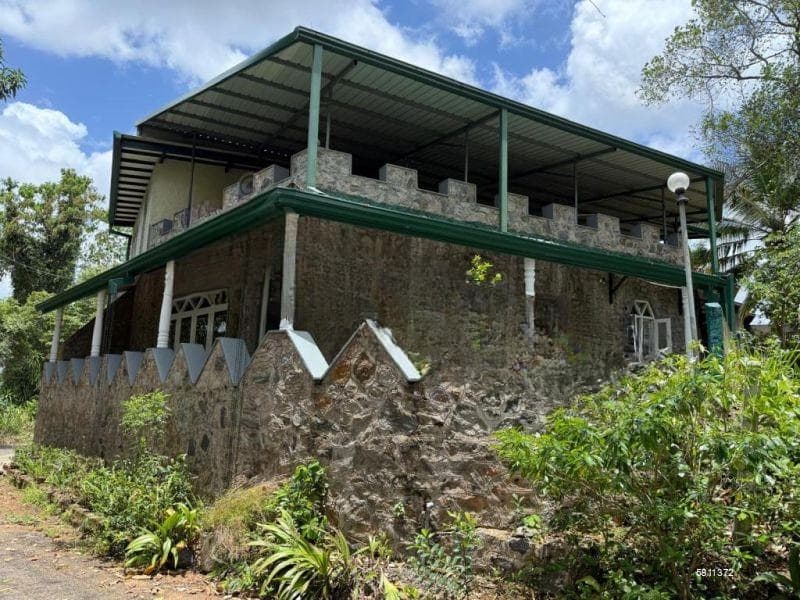 Malabe, Kahantota Road, Keells Green Terrace (Gated Community) - 4BR Rock House on 11.5 Perches for Immediate Sale