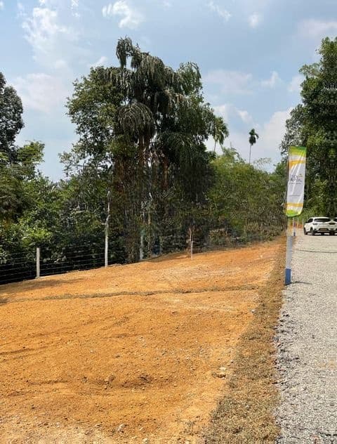 Meegoda ඉඩමක්
