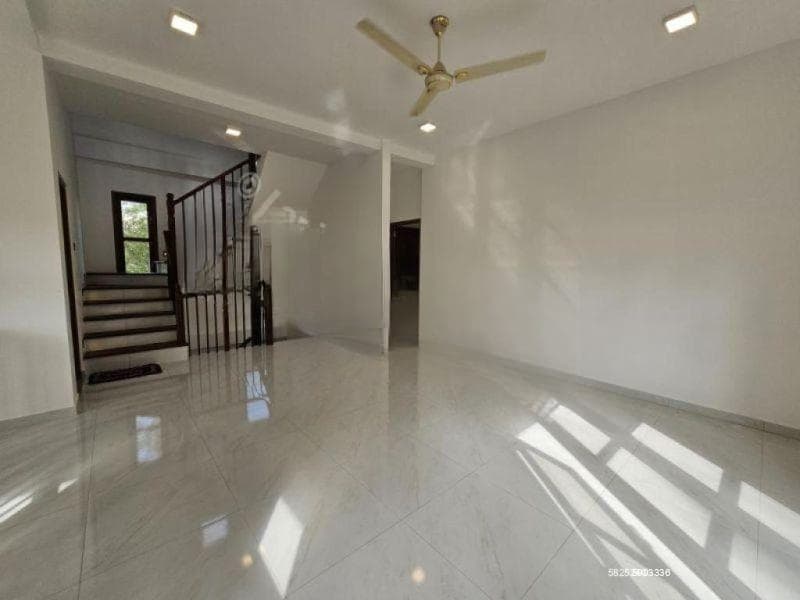 House for Sale in Athurugiriya | Brand New - 4BR - 7 Perches | LKR 36.5 Million | KO-743