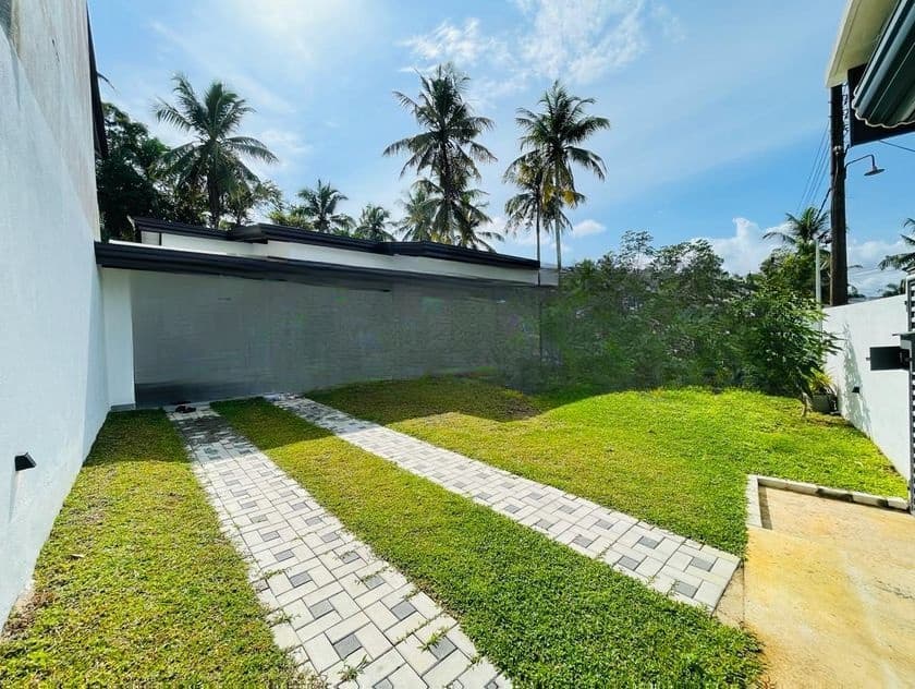 Single Storied House For Sale Thunandahena Road , Malabe
