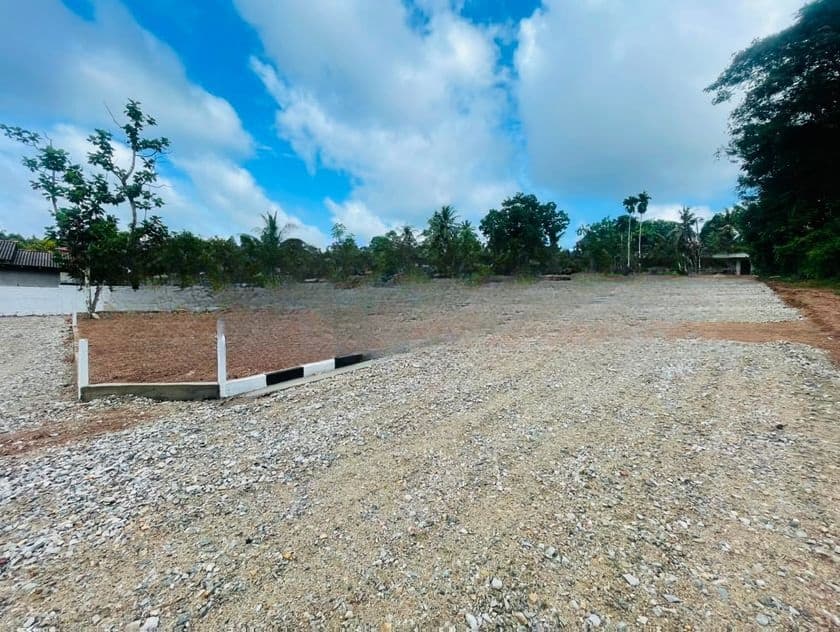 Gampaha උඩුගම්පොළ පර්චස් 12.5ක ඉඩමක් විකිණීමට