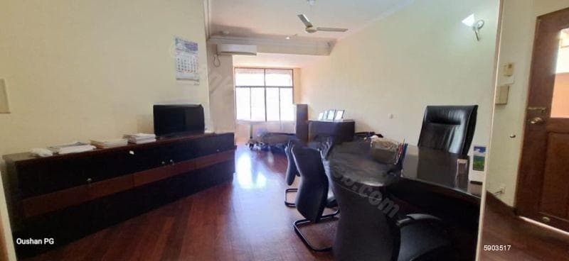 Building for sale in Colombo 4