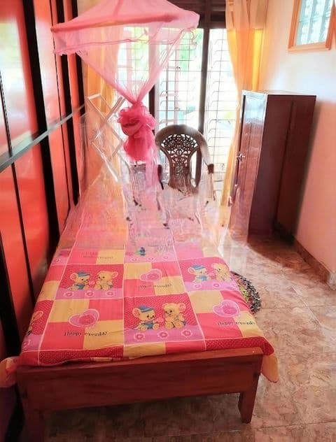 Room Rent for Working Girl in Kandana
