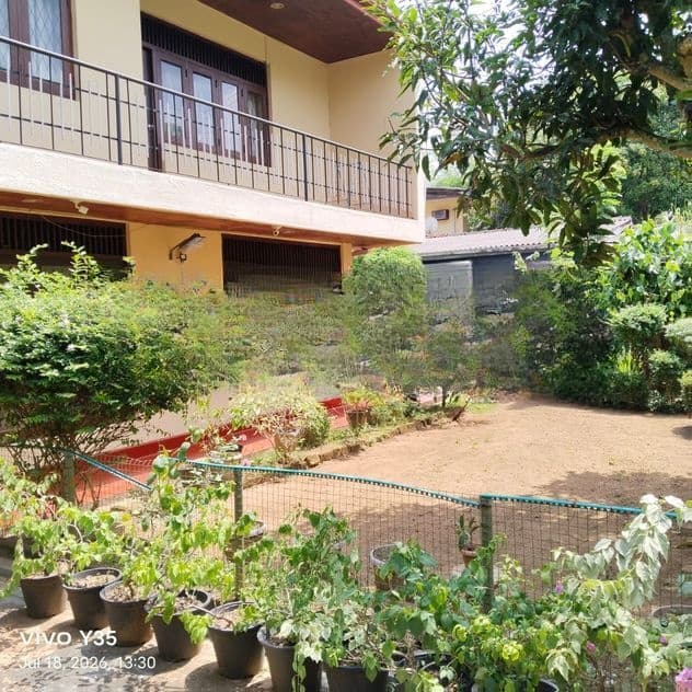 Family House for Rent in Kandy (Wattarantenna Area)