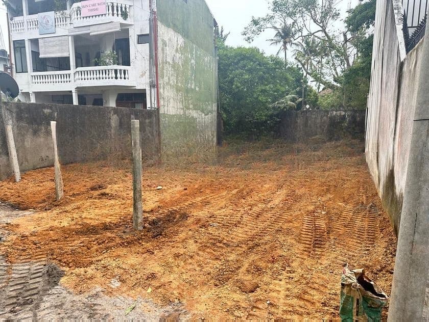 Land for Sale in Mount Lavinia