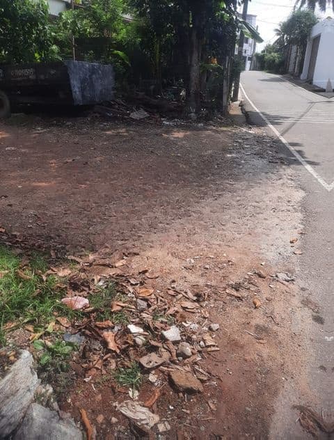 Land For Sale In Dehiwala Aththidiya