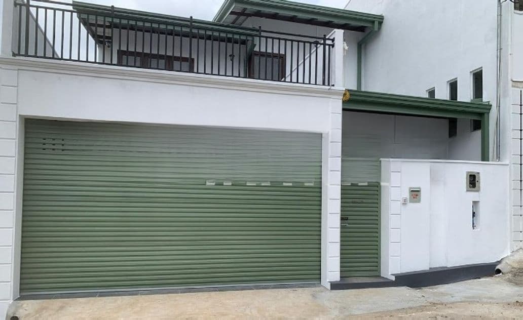 Brand New House for Sale Athurugiriya