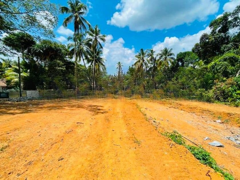 Gampaha Udugampola Land for Sale