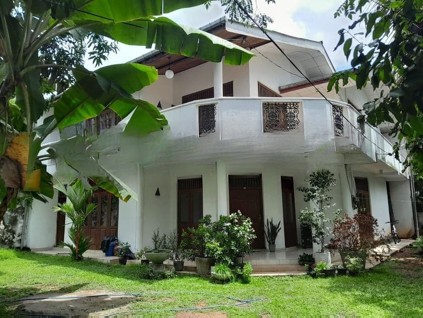Two Storey House for Rent Baththaramulla