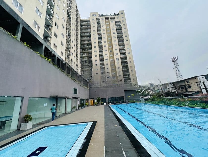 (ARN304) Fairway Apartment Sale - Battramulla