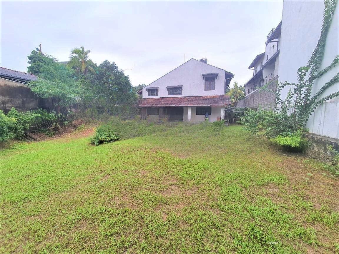 23P Land For Sale in Pelawatta