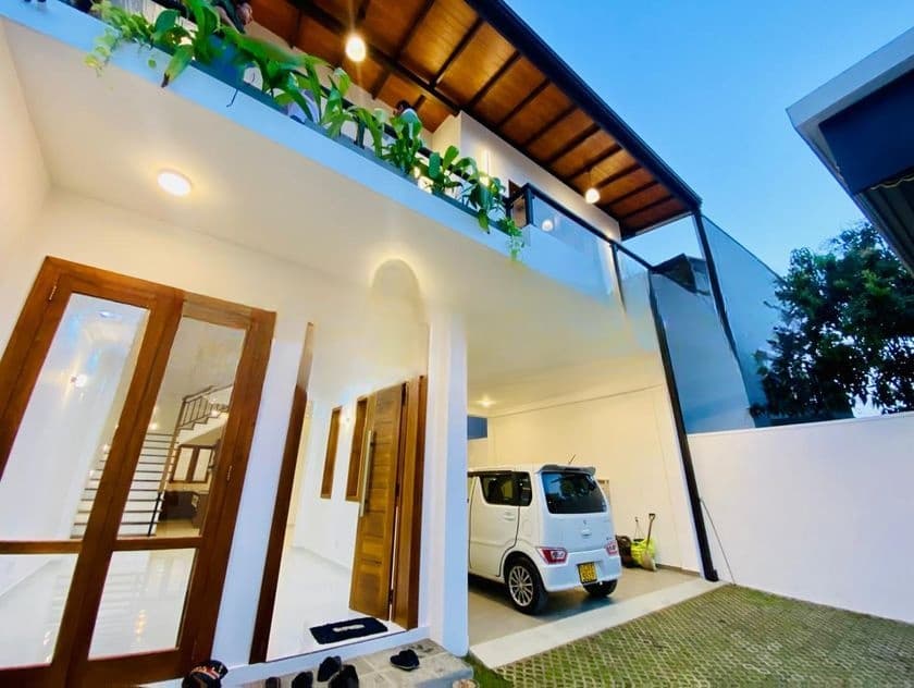 Fully Furnished-Luxury 2-Storey Modern Home Malabe