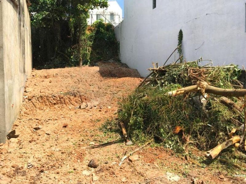 Bare land for sale in Pita Kotte